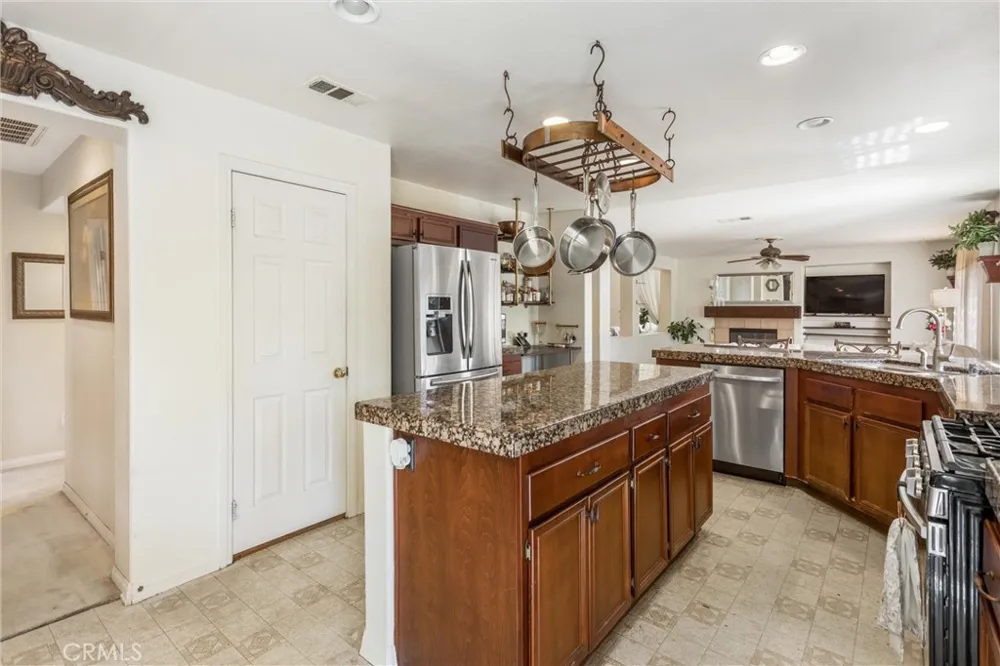 1665 Jade Moon Lane Beaumont, CA 92223