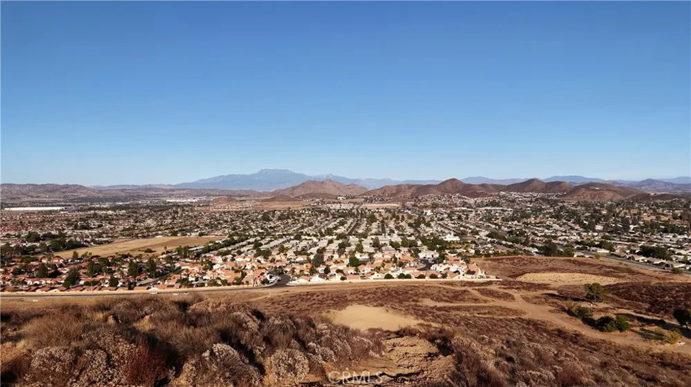 1 Valley Blvd Menifee, CA 92586