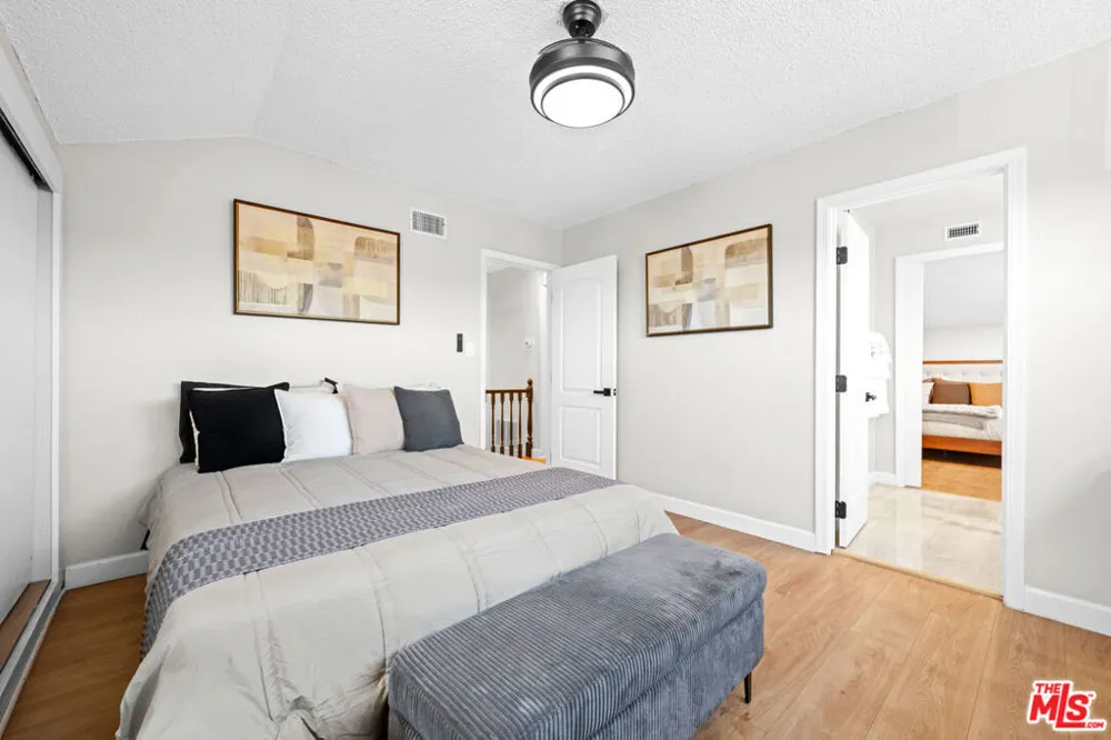 1293 E Bankers Drive Carson, CA 90746
