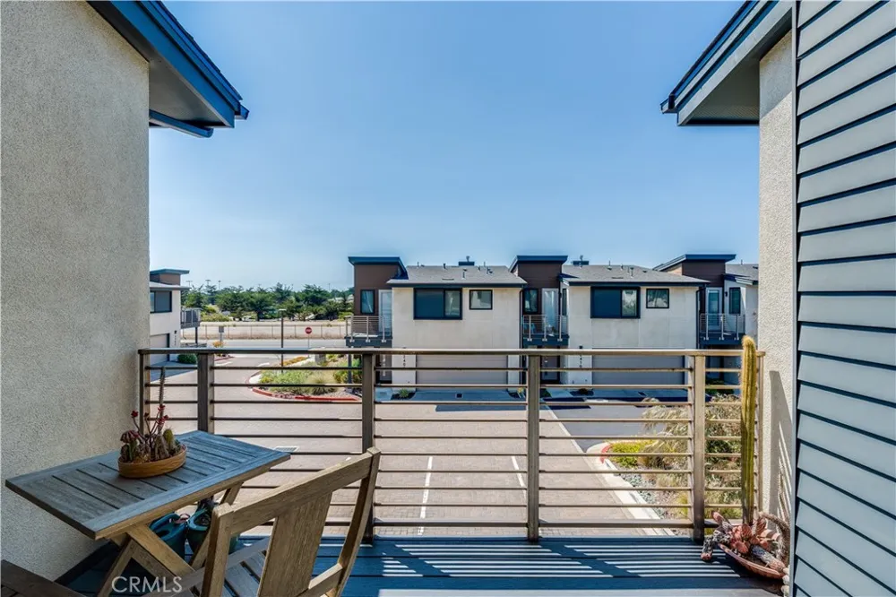 2430 Main Morro Bay, CA 93442
