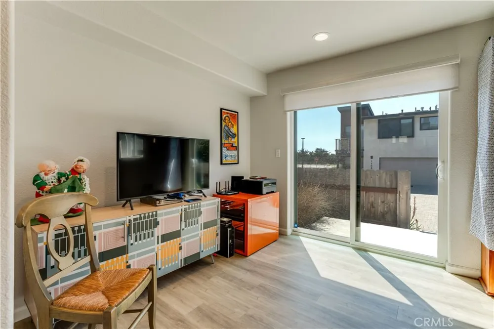 2430 Main Morro Bay, CA 93442