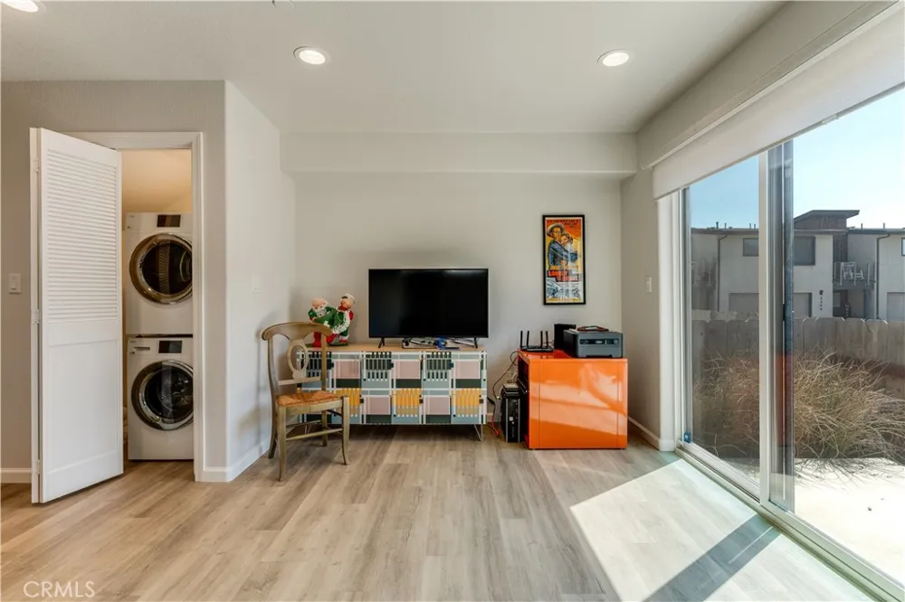 2430 Main Morro Bay, CA 93442