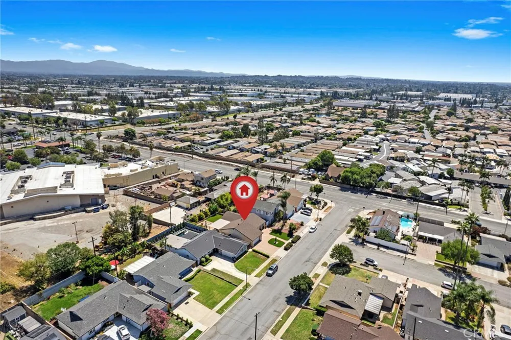 812 De Jur Street Brea, CA 92821