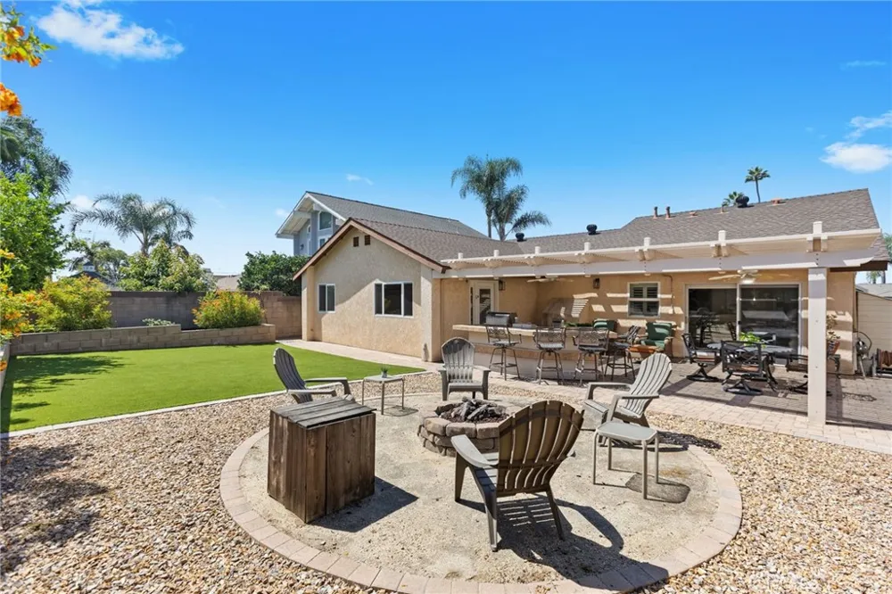 812 De Jur Street Brea, CA 92821