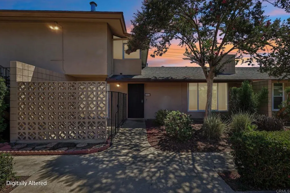 559 Oakdale Lane #C El Cajon, CA 92021