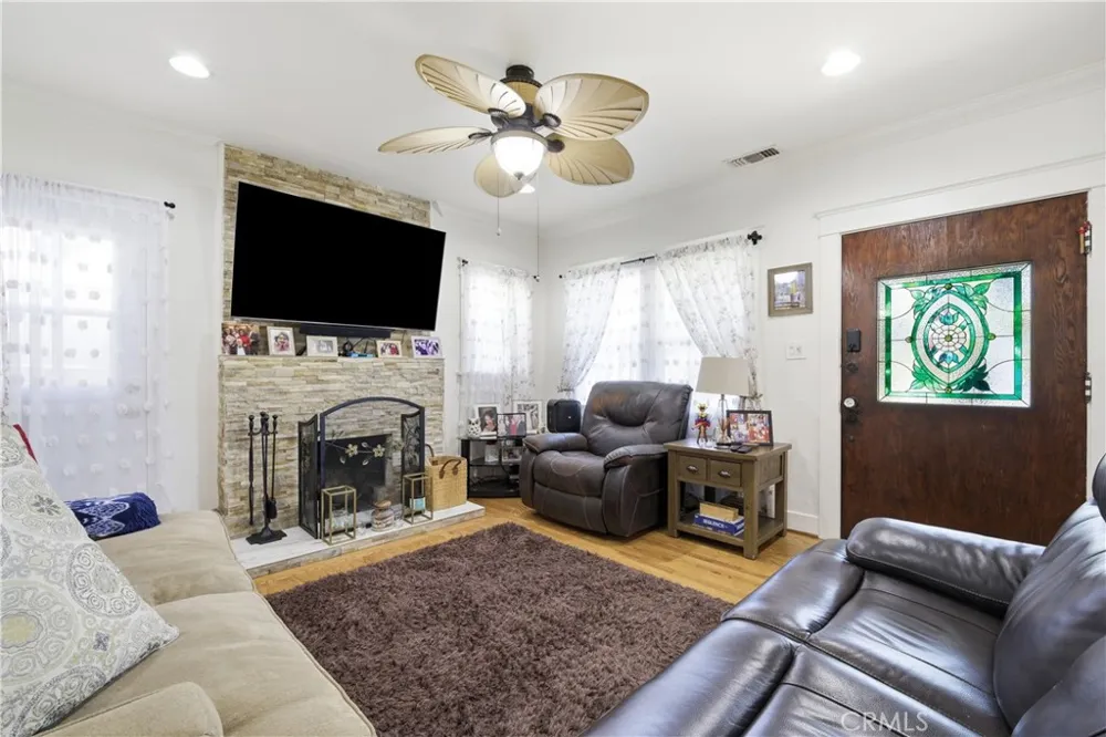 1717 Phillips Way Highland Park, CA 90042