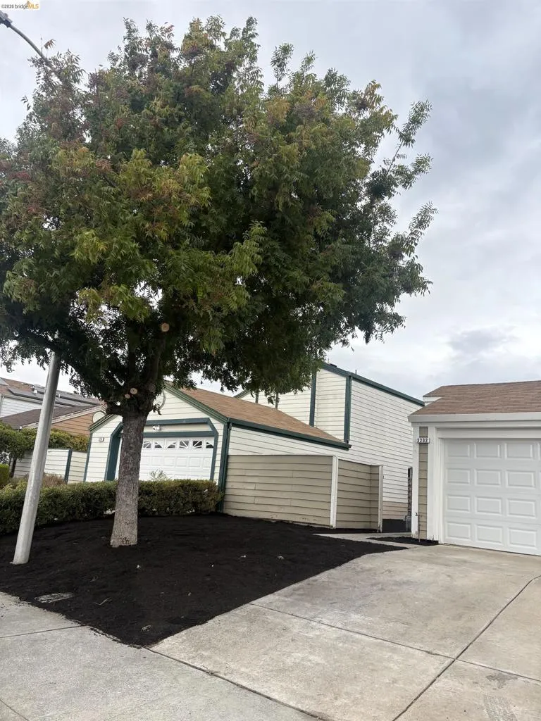3232 Islewood Ct Antioch, CA 94531