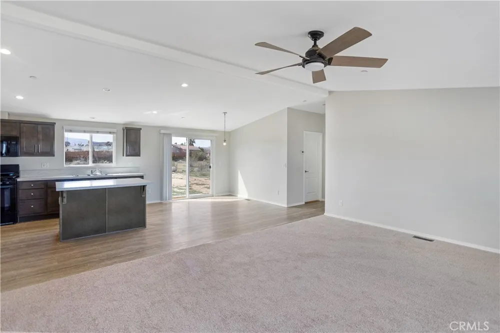 3614 Surrey Avenue Yucca Valley, CA 92284