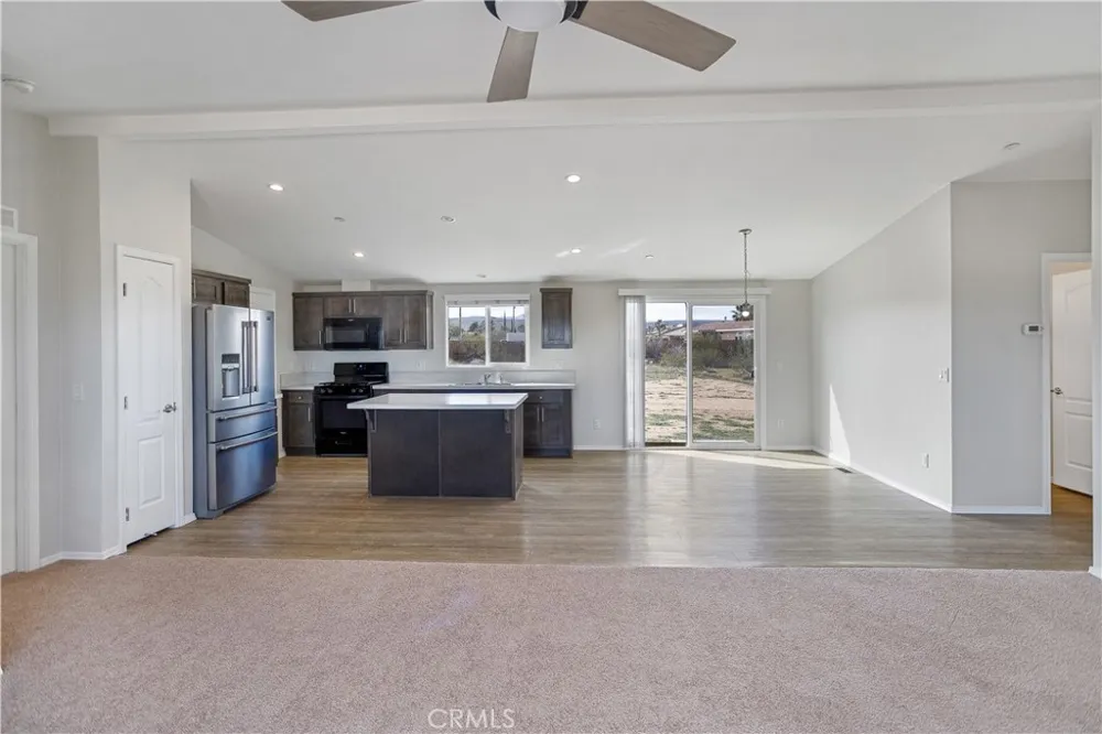3614 Surrey Avenue Yucca Valley, CA 92284