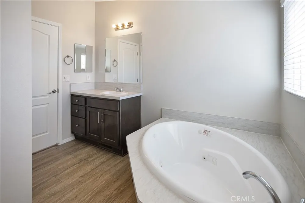 3614 Surrey Avenue Yucca Valley, CA 92284