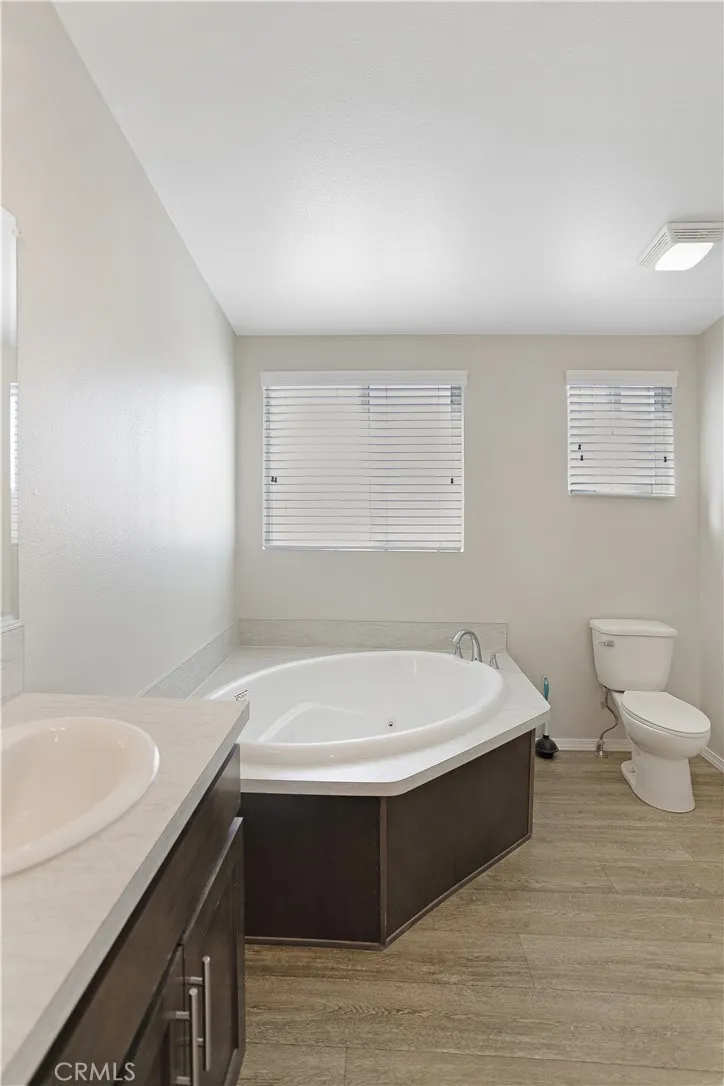 3614 Surrey Avenue Yucca Valley, CA 92284