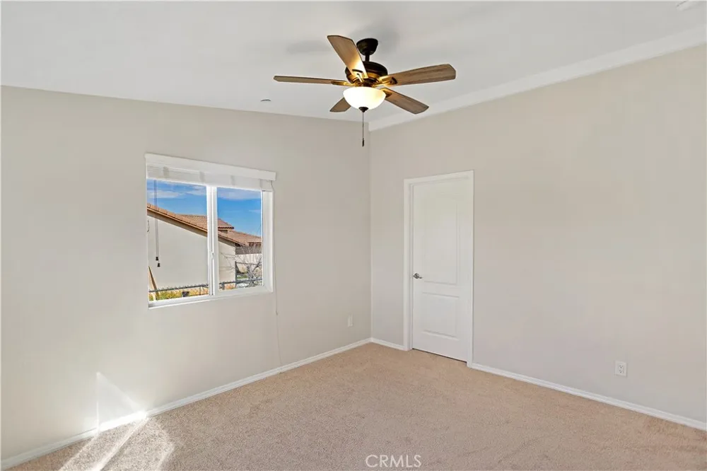 3614 Surrey Avenue Yucca Valley, CA 92284