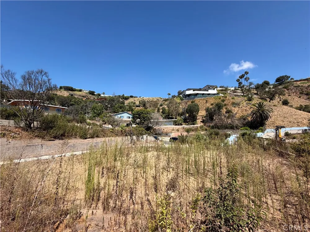 16614 Pequeno Place Los Angeles, CA 90272