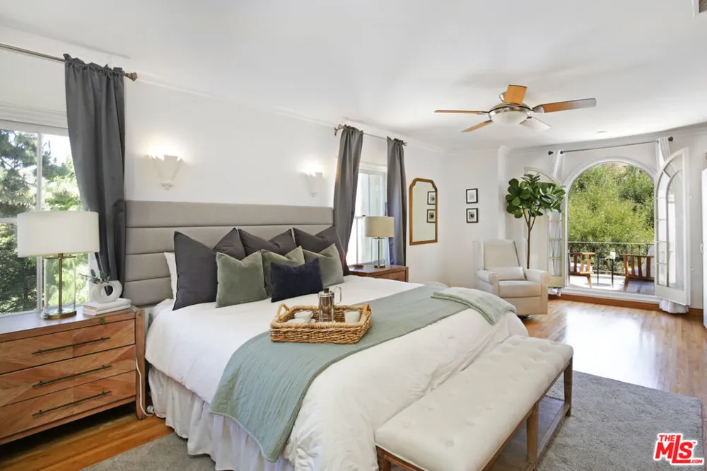 6538 Cahuenga Terrace Los Angeles, CA 90068