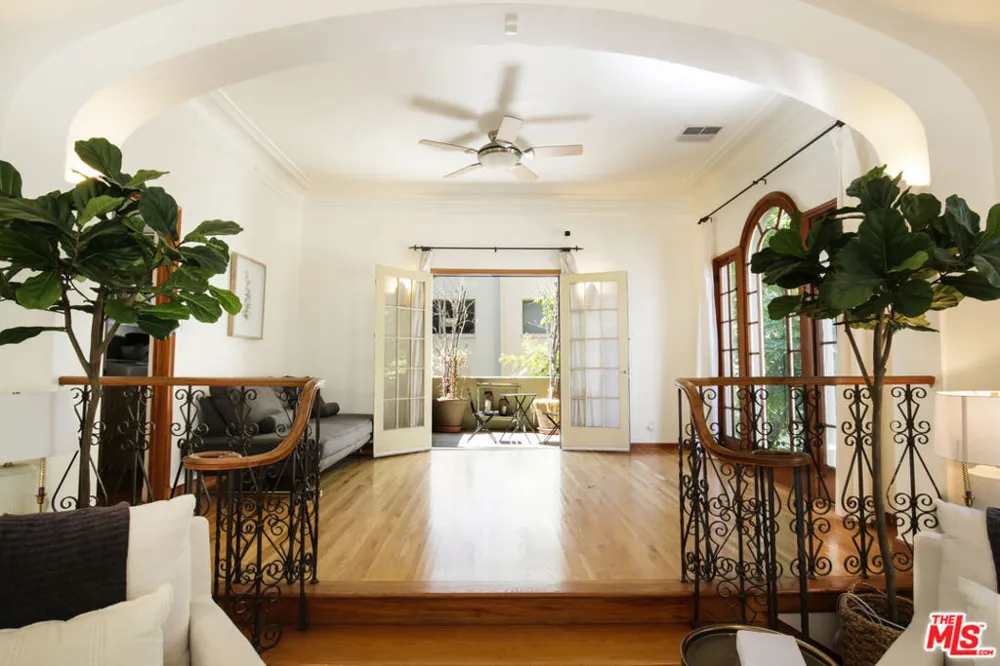6538 Cahuenga Terrace Los Angeles, CA 90068