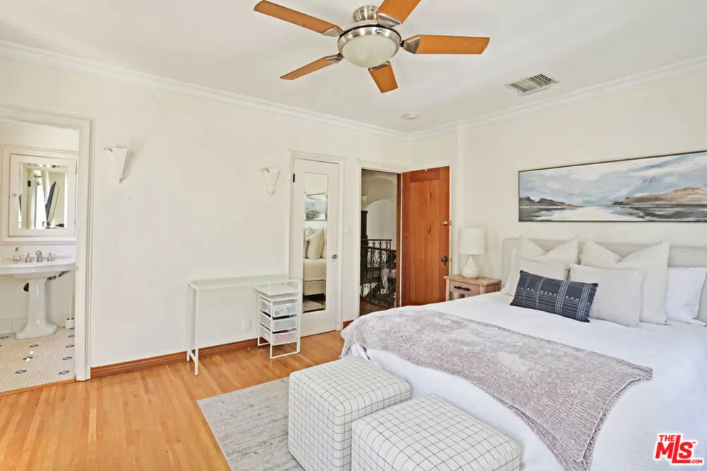 6538 Cahuenga Terrace Los Angeles, CA 90068