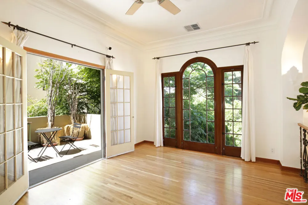 6538 Cahuenga Terrace Los Angeles, CA 90068