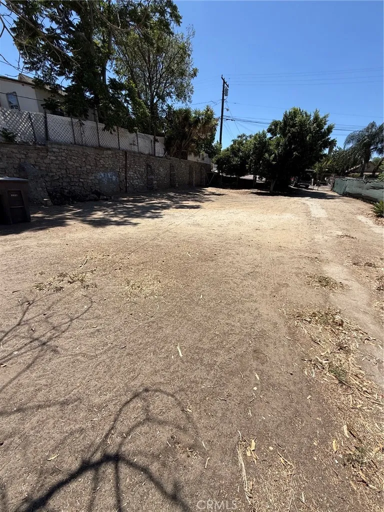 2961 11th Riverside, CA 92507