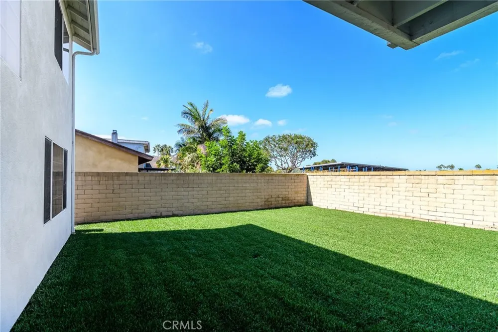 20311 Brentstone Huntington Beach, CA 92646