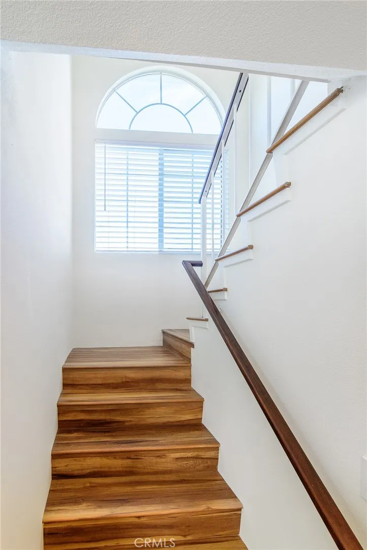 20311 Brentstone Huntington Beach, CA 92646