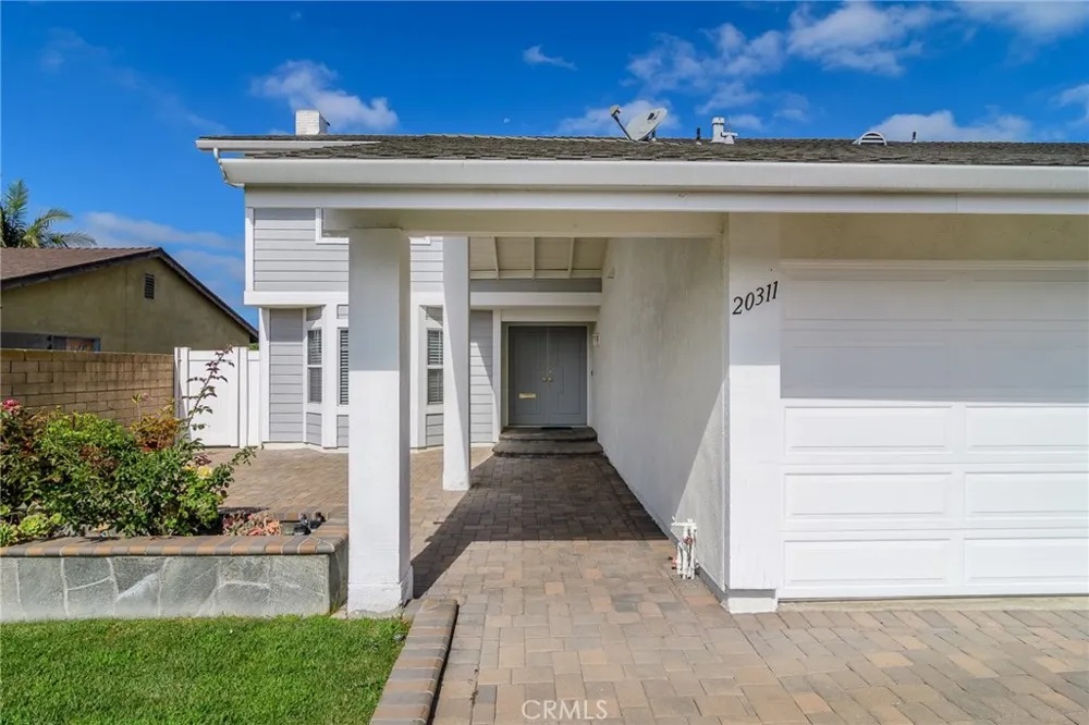 20311 Brentstone Huntington Beach, CA 92646