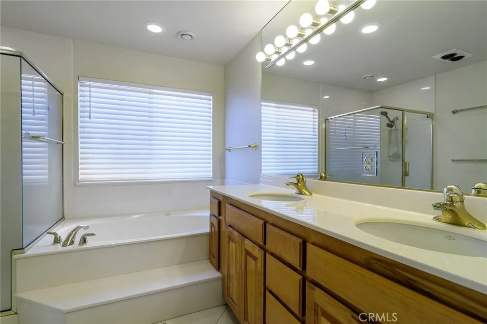 20311 Brentstone Huntington Beach, CA 92646