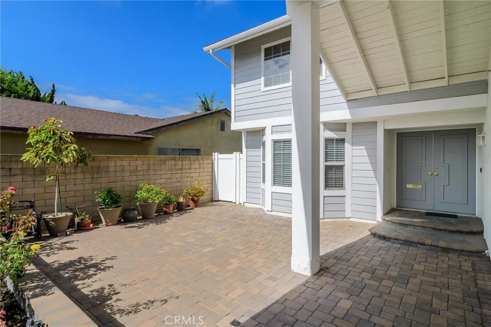 20311 Brentstone Huntington Beach, CA 92646