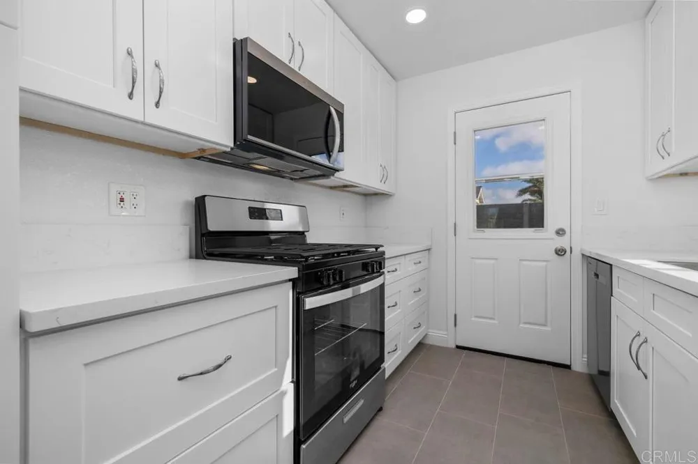 703 Hemlock Avenue Imperial Beach, CA 91932