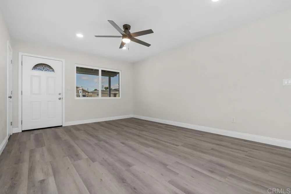 703 Hemlock Avenue Imperial Beach, CA 91932
