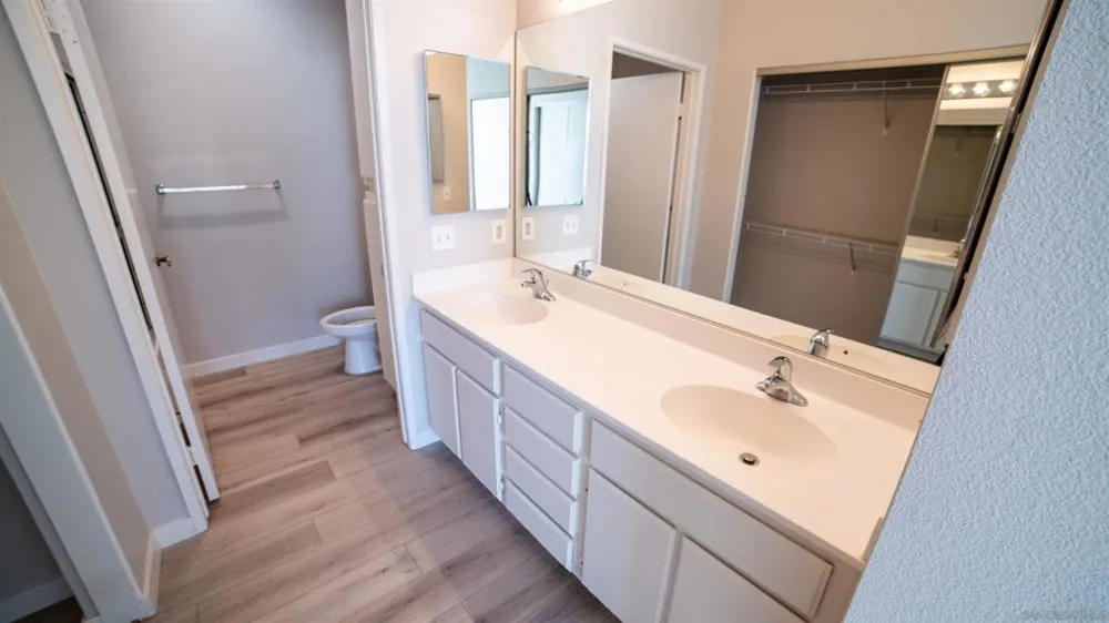 18563 Caminito Pasadero #403 San Diego, CA 92128