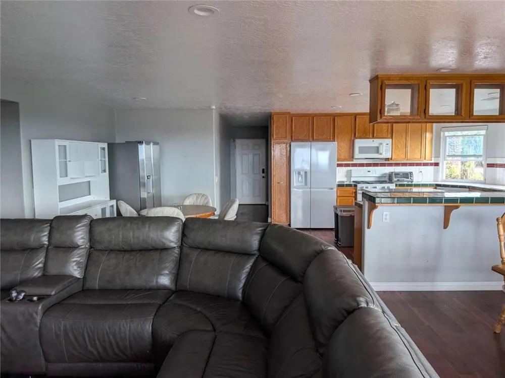 2362 Highview Lane Spring Valley, CA 91977