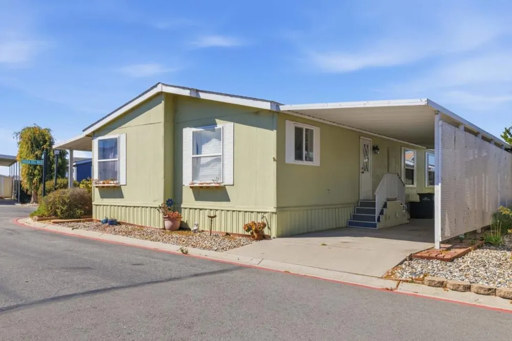 13334 Mira Loma #284 Castroville, CA 95012