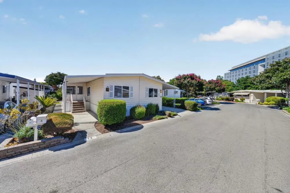 12 Quail Hollow Drive #12 San Jose, CA 95128