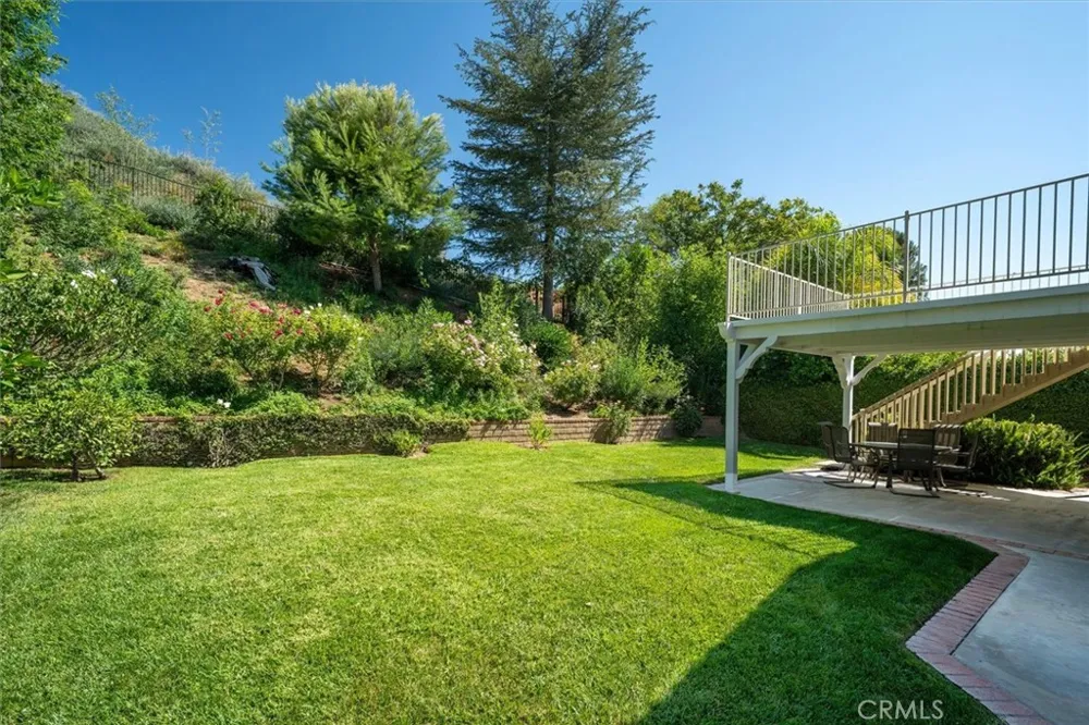 20551 Caitlin Lane Saugus, CA 91350