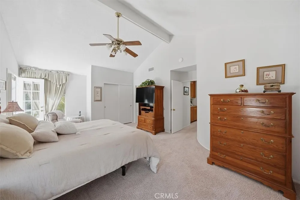 20551 Caitlin Lane Saugus, CA 91350