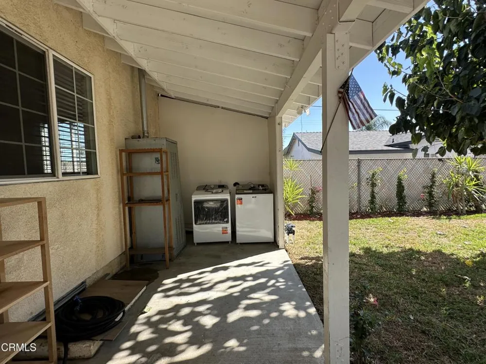9710 Kester Avenue Los Angeles, CA 91343
