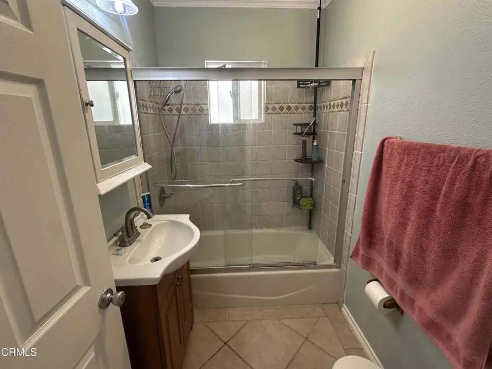 9710 Kester Avenue Los Angeles, CA 91343