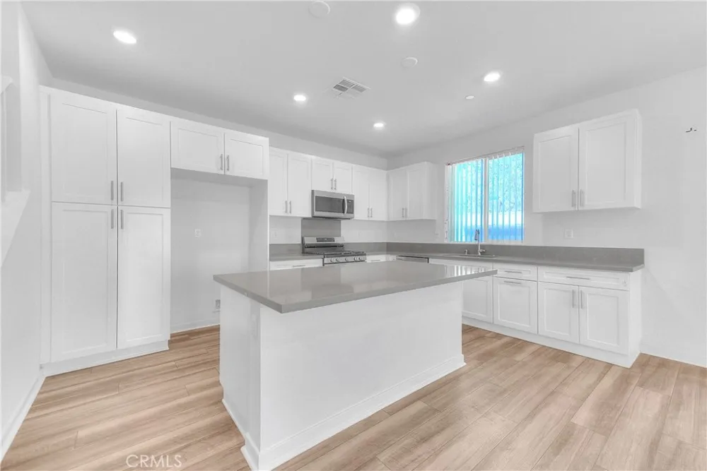 3585 E Eames Ontario, CA 91761