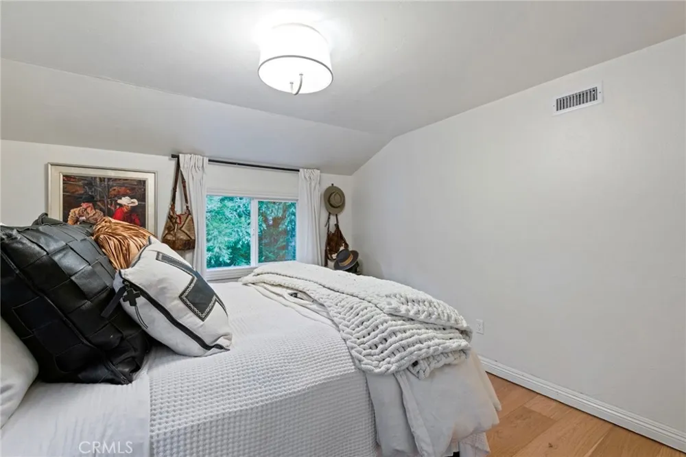 150 Marshall Road Lake Arrowhead, CA 92352