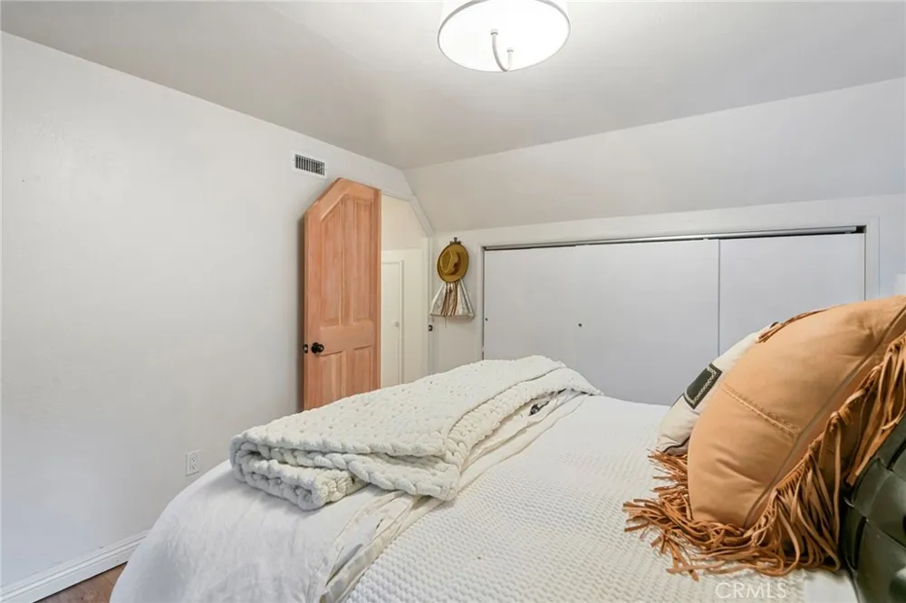 150 Marshall Road Lake Arrowhead, CA 92352