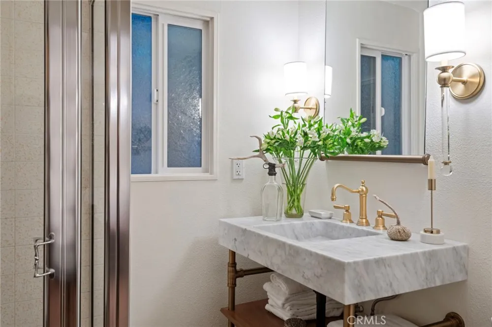 150 Marshall Road Lake Arrowhead, CA 92352