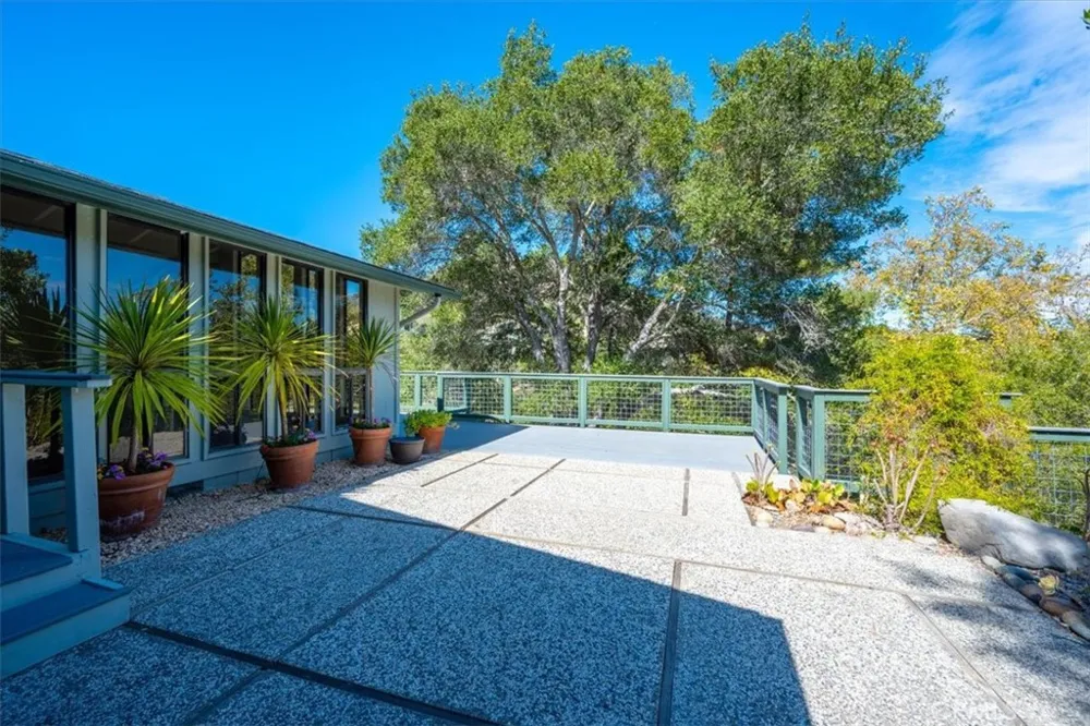 100 Sunrise Terrace Avila Beach, CA 93424