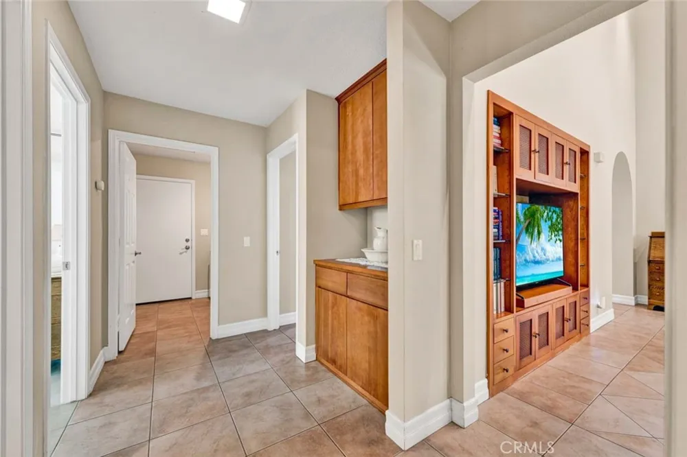 7710 E Strawberry Ridge Orange, CA 92869
