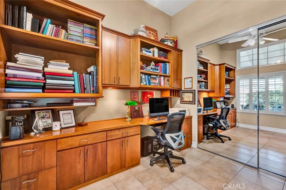 7710 E Strawberry Ridge Orange, CA 92869