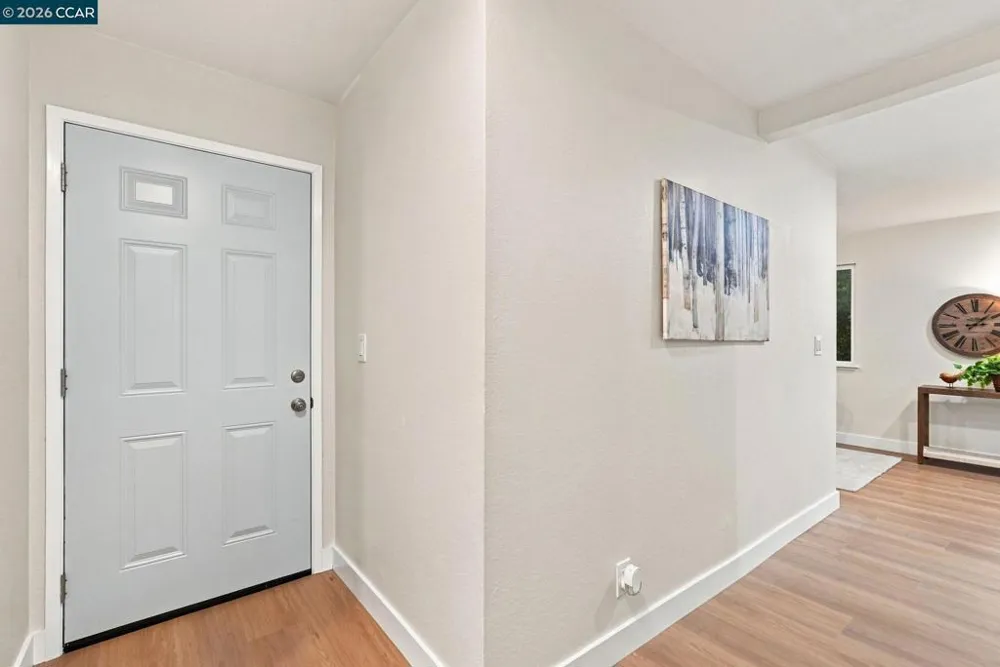 42 Emery Bay Dr Emeryville, CA 94608