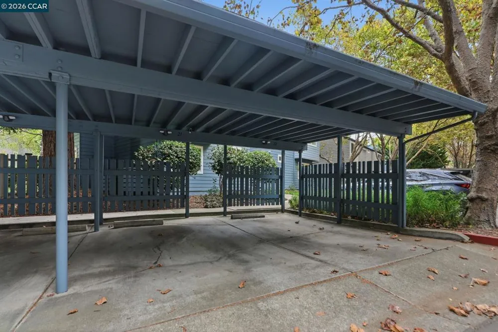 42 Emery Bay Dr Emeryville, CA 94608
