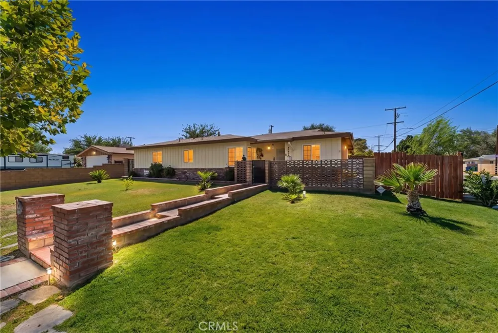 44959 16th W Lancaster, CA 93534
