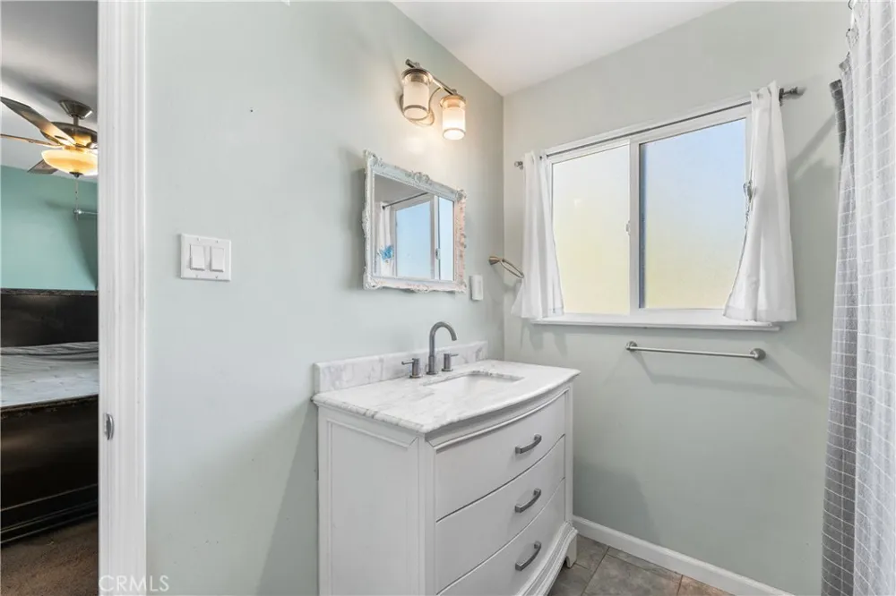 44959 16th W Lancaster, CA 93534