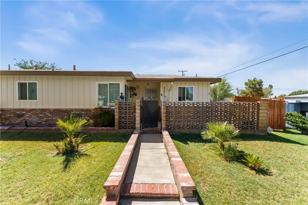 44959 16th W Lancaster, CA 93534