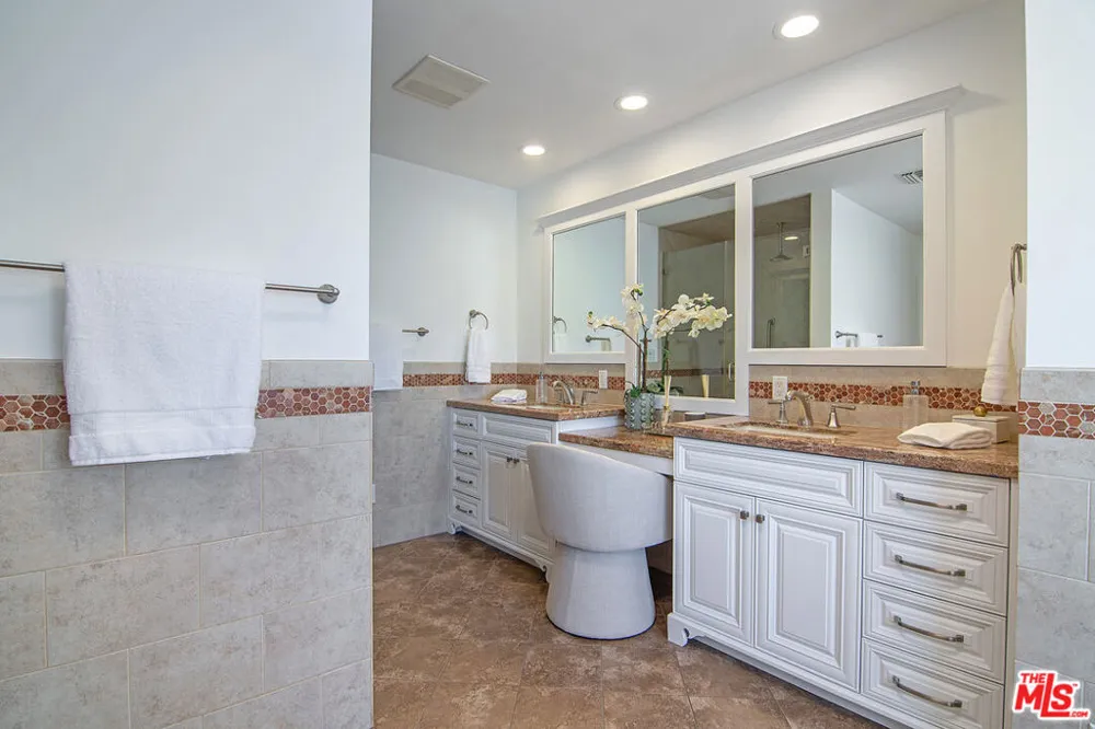 1626 S Canfield Avenue Los Angeles, CA 90035
